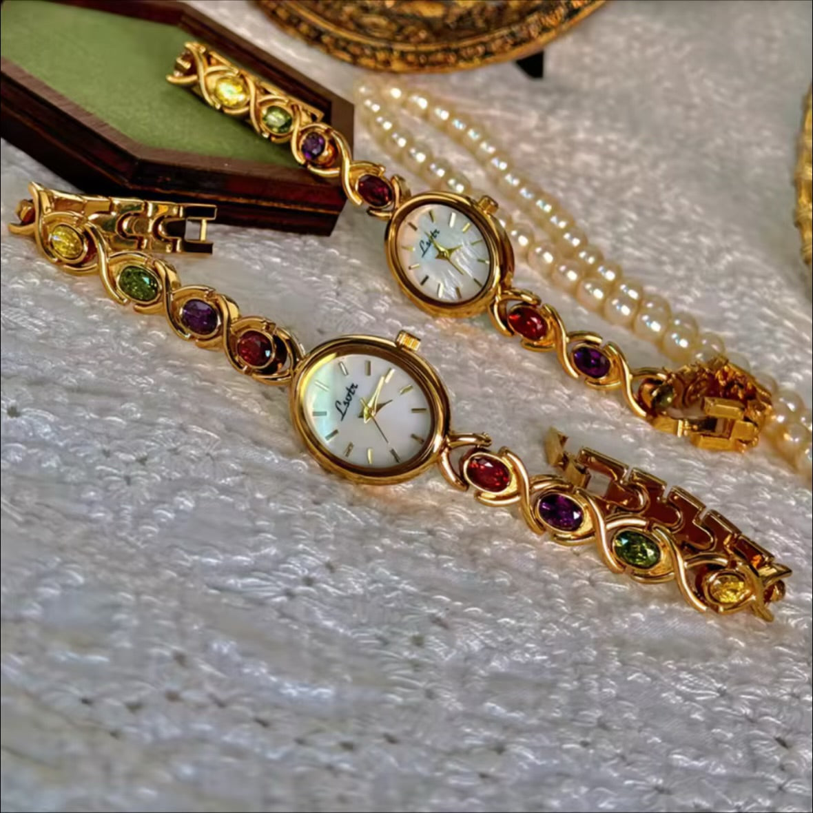 Amalfi - Gemstone Detail Watch