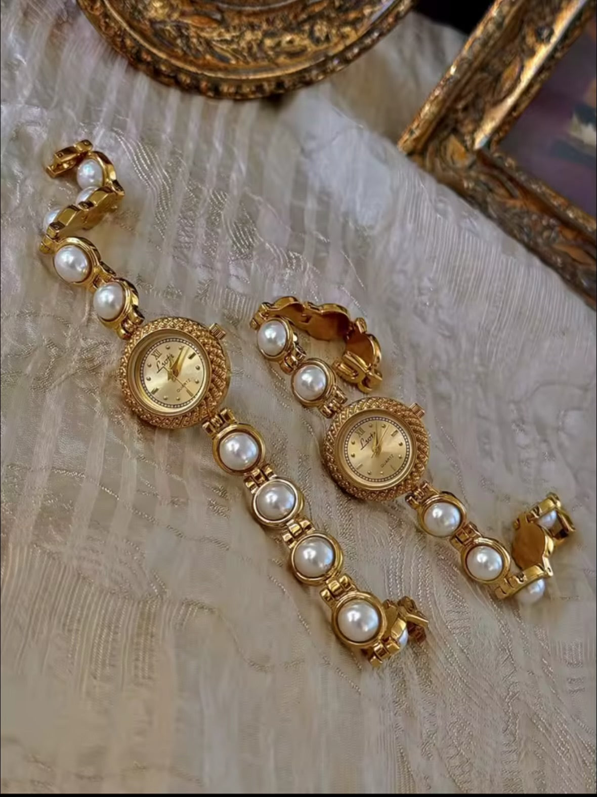 Venezia - Regal Pearl Bezel Watch
