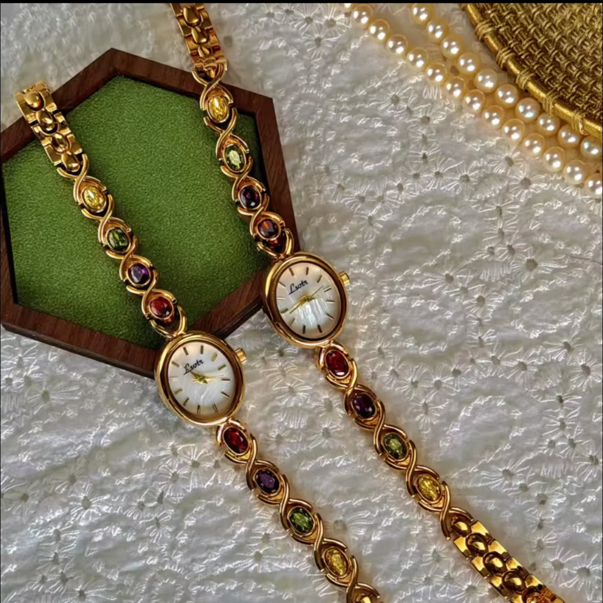 Amalfi - Gemstone Detail Watch
