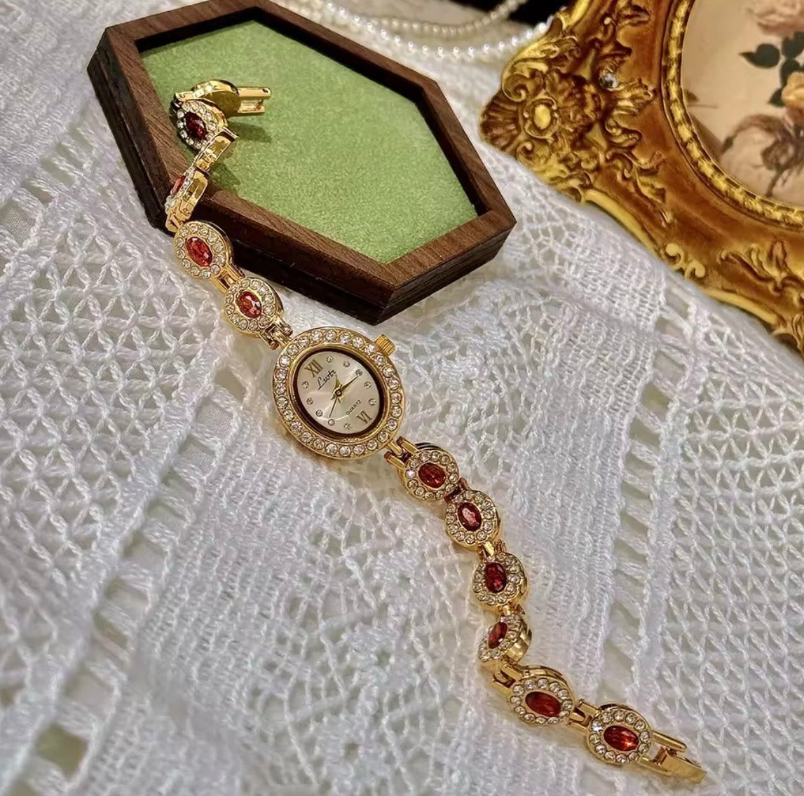 Florentina - Crystal Gem Pavé Watch