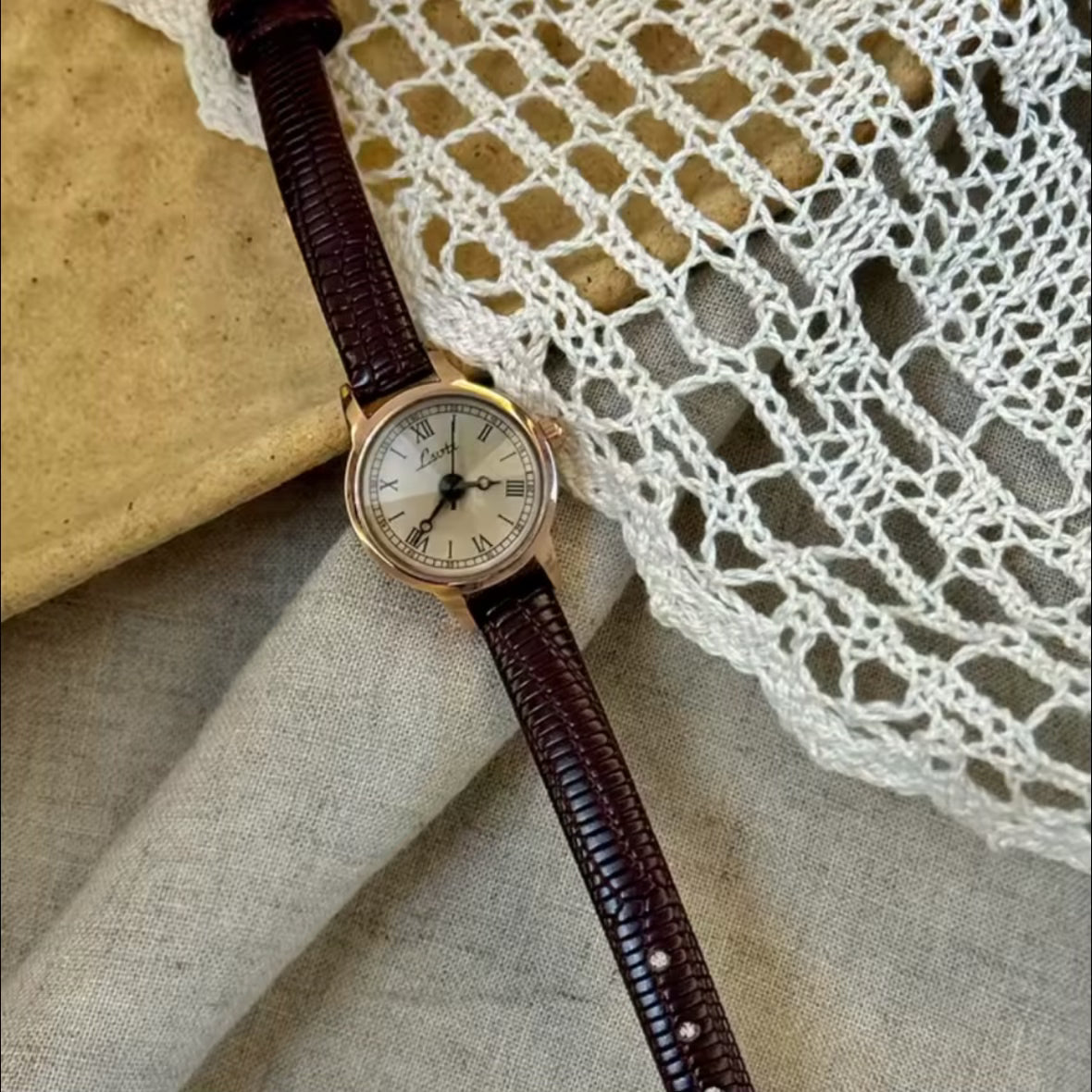 Noce - Leather Dial Watch