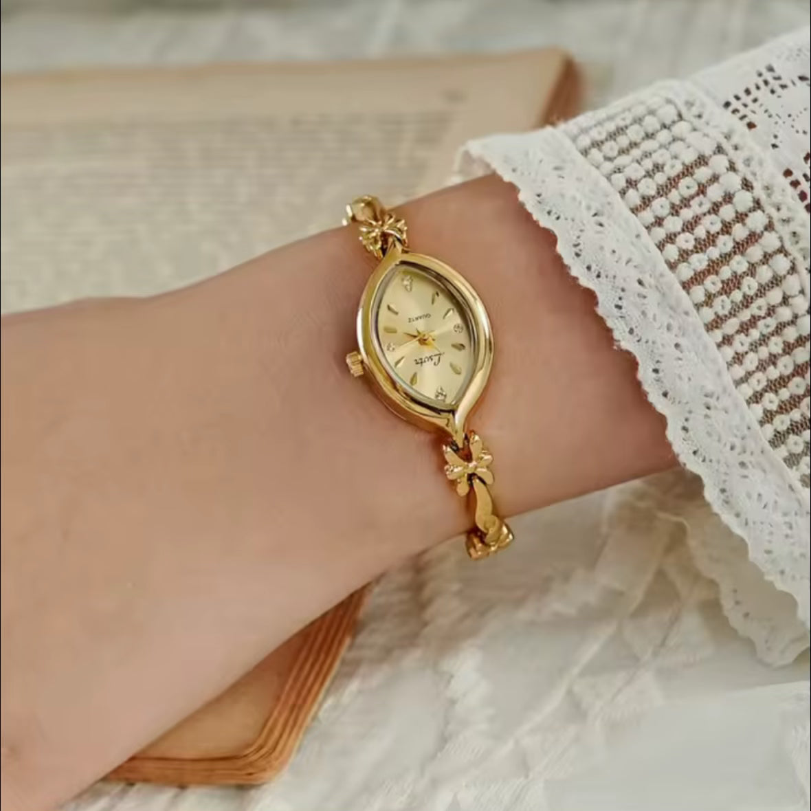 Fiorella - Petal Link Watch